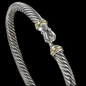 EXtra SMALL David Yurman Cable Buckle Bracelet 18k Gold 5mm - retail $475